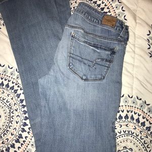 American Eagle Outfitter Jeans